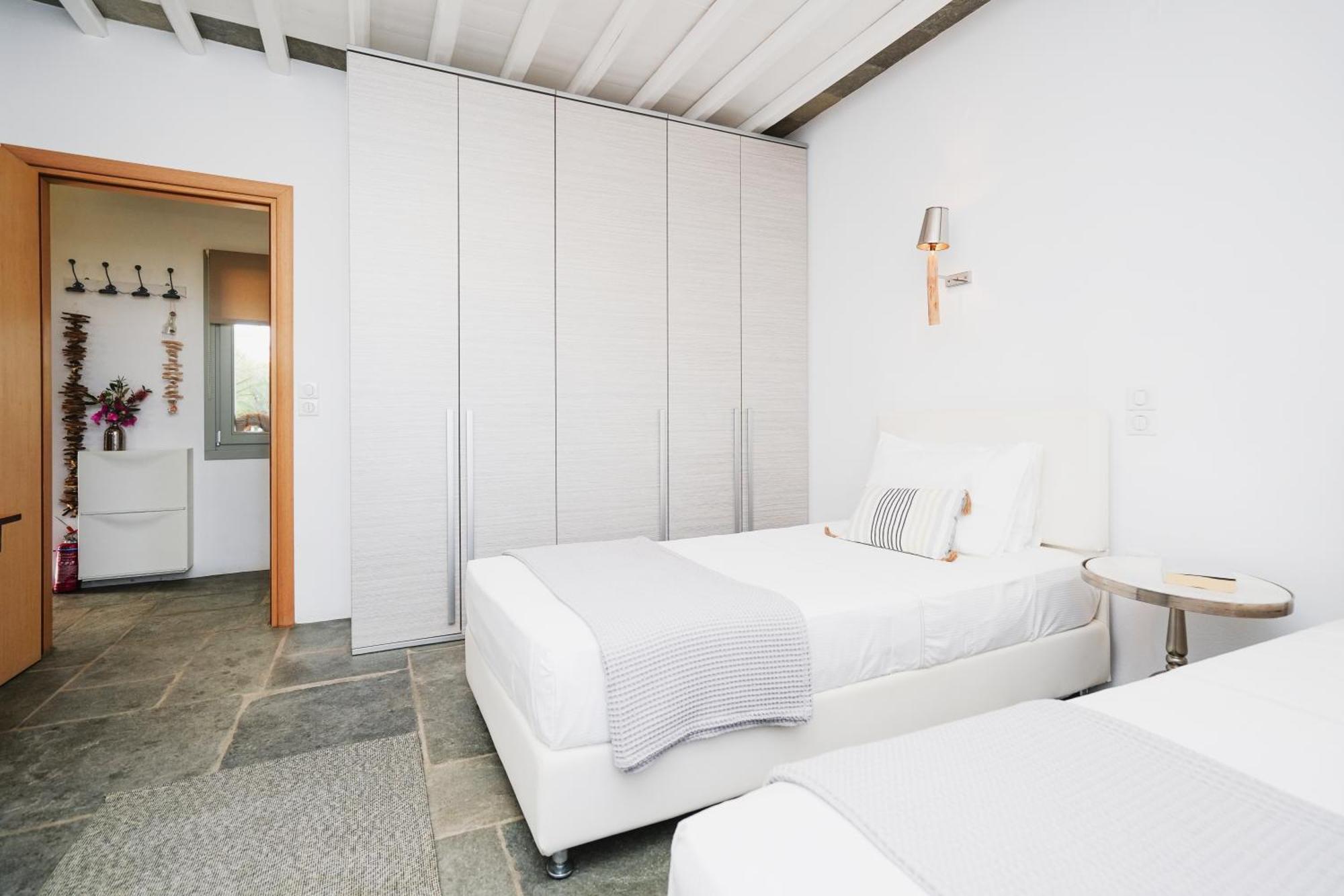 Villa Arades Sifnos With Private Pool アポロニア エクステリア 写真
